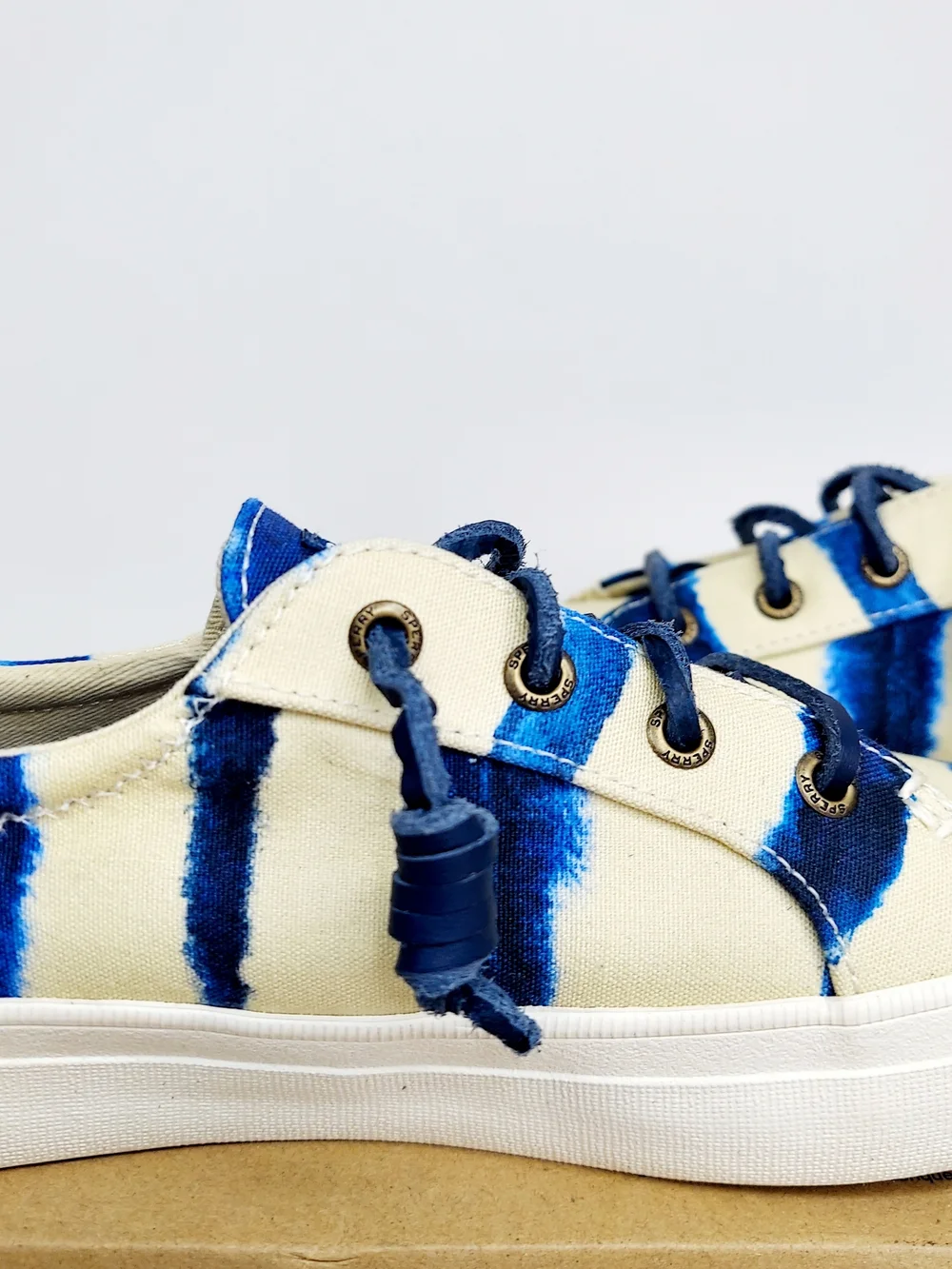 Sperry Tie Dye Canvas Sneakers Women's Size 6 NWT Preppy Y2K Retro Boat Shoes - Picture 5 of 11